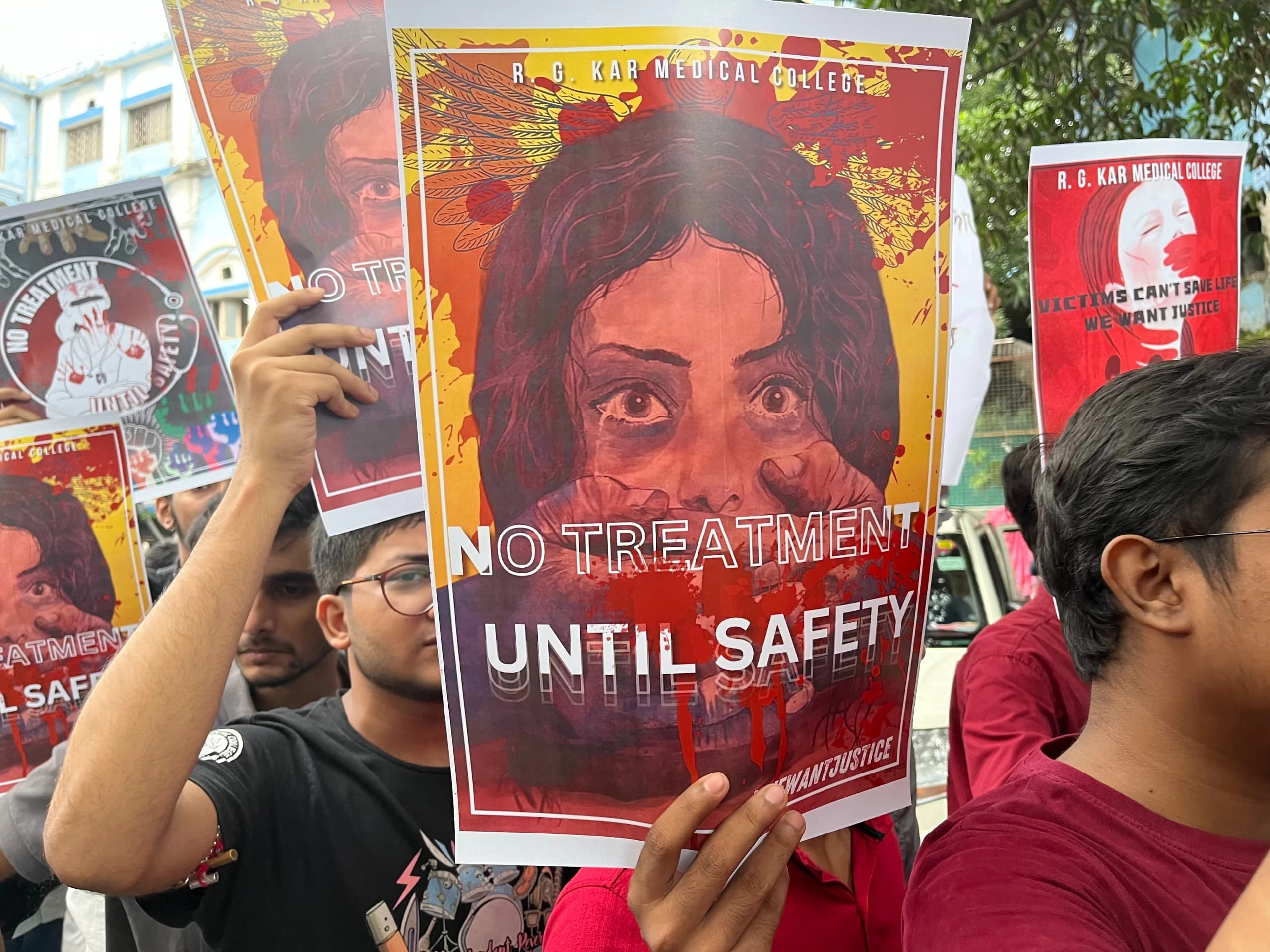 Protesting Doctors to Hold Rally at Swasthya Bhavan, Vow to Continue Cease Work Unless Demands are met