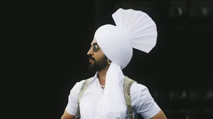 Diljit Dosanjh Dedicates Guwahati Concert to Late Prime Minister Manmohan Singh