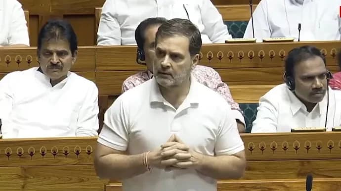 “Why not discuss…” Rahul Gandhi Joins TMC, Calls for Discussion on “Faulty Voter List” in Lok Sabha Following Mamata Banerjee's Allegations