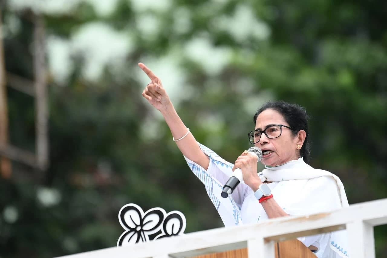 ‘Bengali Ashmita’ At Heart Of Mamata Banerjee ‘Sahid Diwas’ Mega Rally In Kolkata, Warns BJP “Khela Hobe” Yet Again