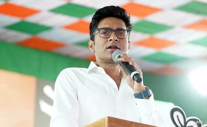Modi Campaigned For Trump Yet U.S Imposed 50% Tariff: Abhishek Banerjee Asks Why