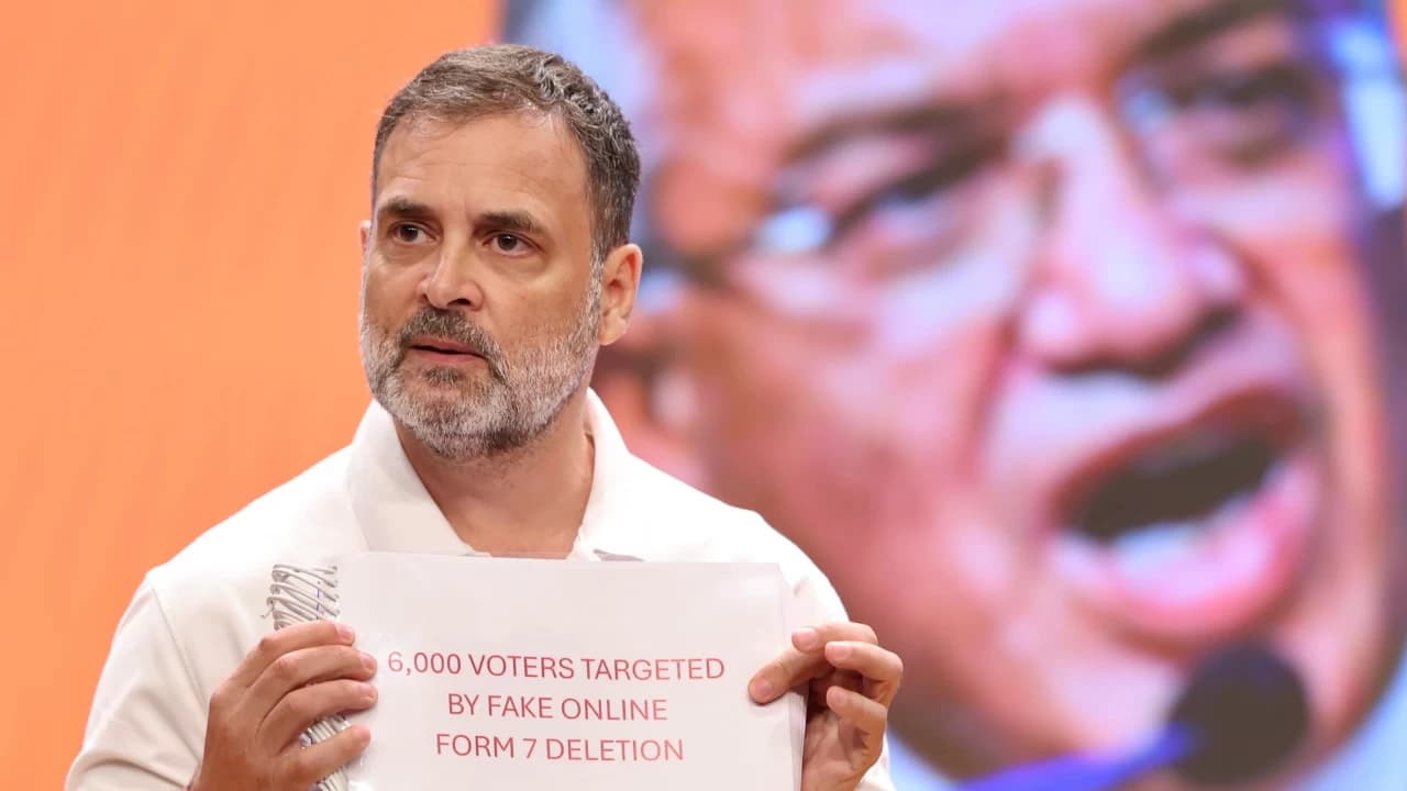“Backed by 100% Proof”: Rahul Gandhi Accuses CEC Gyanesh Kumar of Shielding ‘Vote Chori’