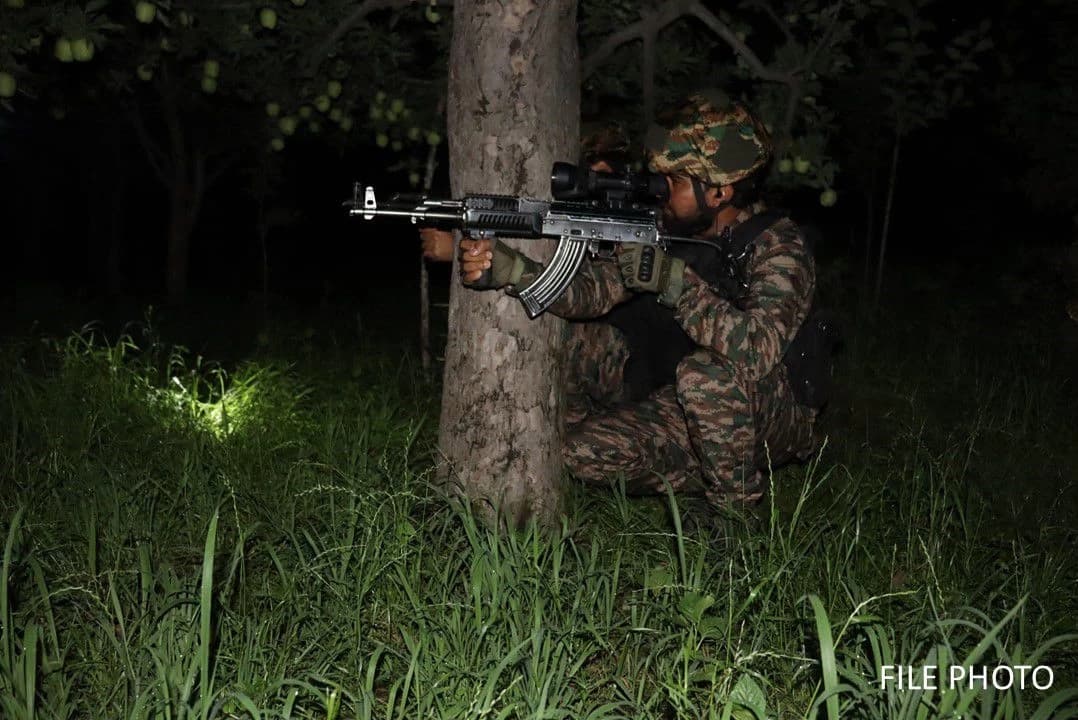 Terror Encounter in Kulgam’s Guddar Forest: One Killed, Search Continues