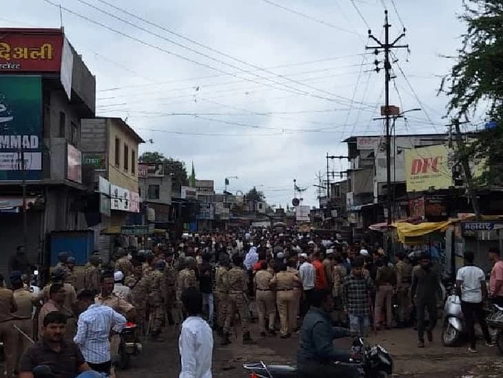 ‘I Love Mohammad’ Rangoli Sparks Tensions in Maharashtra; Stones Pelted, Highway Blockaded, 30 Detained