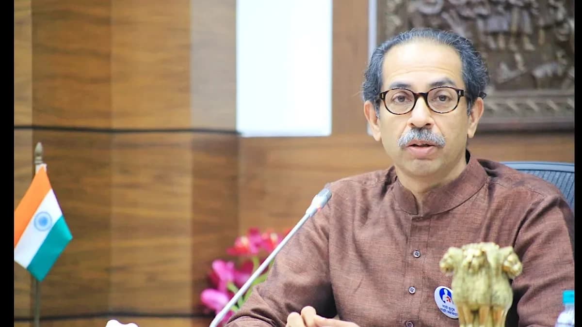 Uddhav Thackeray Urges Gen-Z to Register for Voting; Slams Govt over Loan Waiver Delay