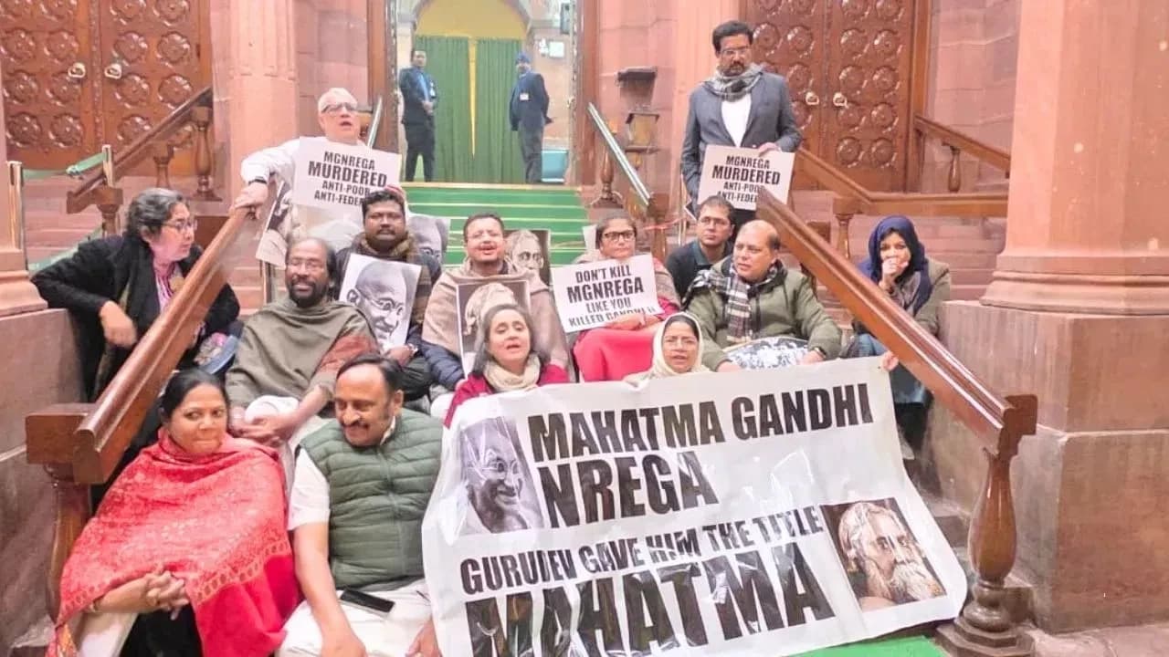 ‘INDIA’ On Overnight Dharna Over ‘MNREGA Gandhi’ Row, Warns Nationwide Protest Against BJP
