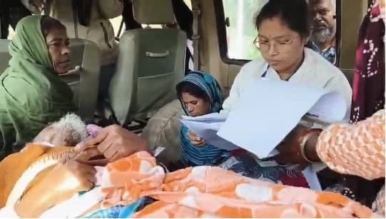 Bengal: Paralysed Voter Attends SIR Hearing, Alleges ‘No Assistance’ from EC Representatives