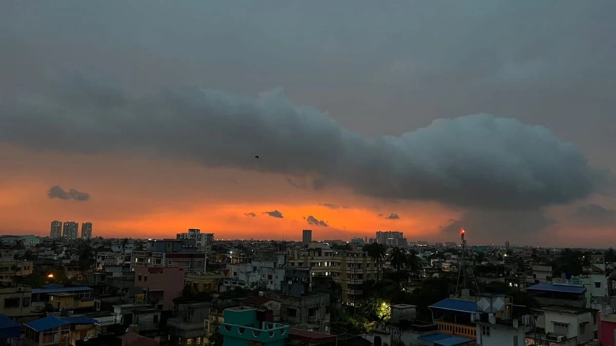 IMD Warns of Thunderstorms, Hailstorms Across West Bengal on March 20–21